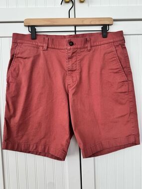 Duck Head Men's Harbor Performance Red Flat-Front Chino Shorts - Size 34 Waist
